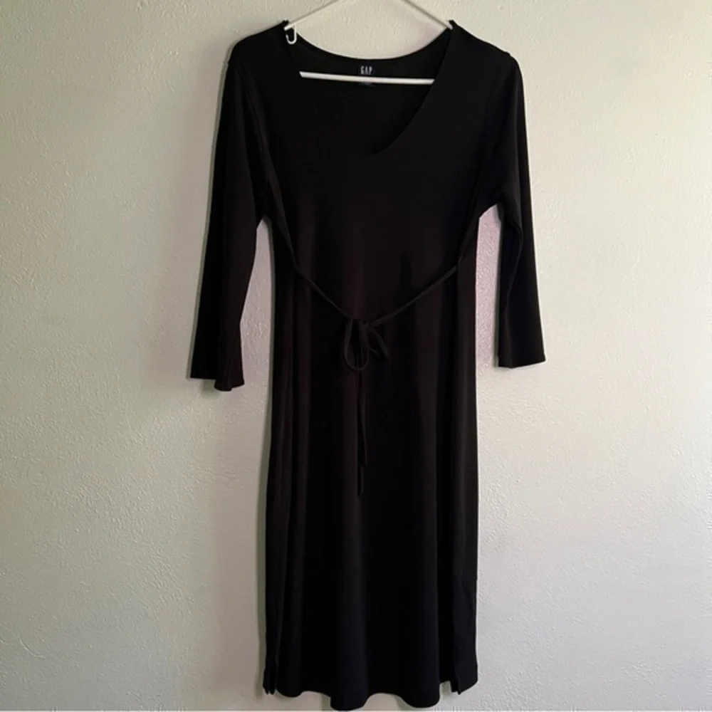 GAP black, long-sleeved dress with waist sash. Sz S. Preowned. Like new.